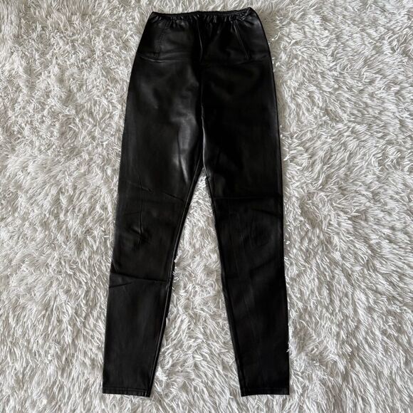 Aritzia Black Faux Leather Second Skin Leggings Size M - Picture 1 of 6
